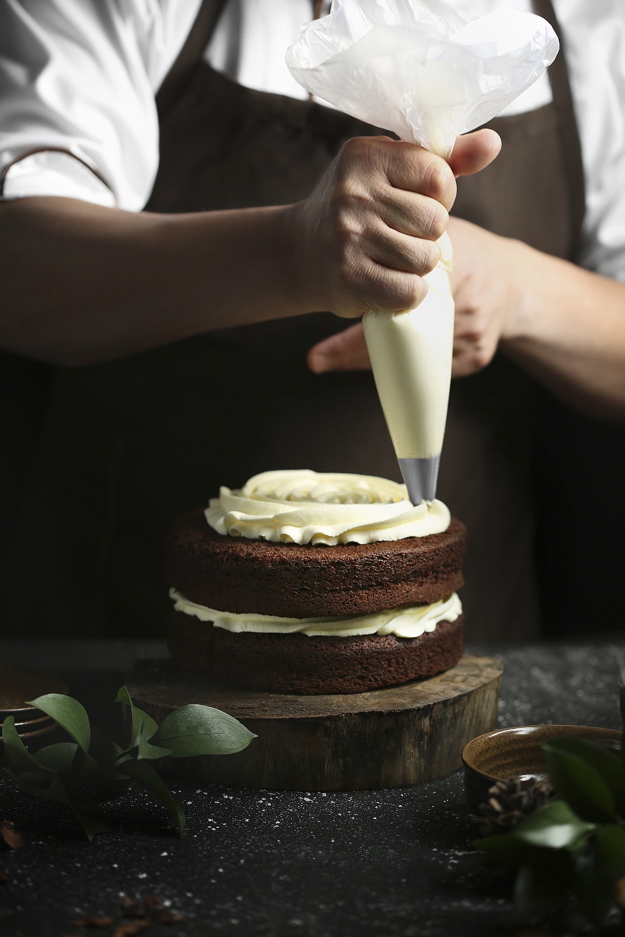 decorando una torta